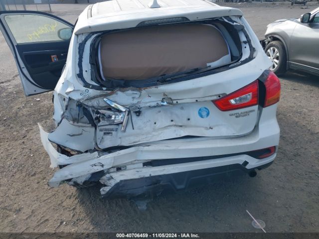 JA4AR3AU9JU004890 Mitsubishi Outlander Sport 2.0 Le