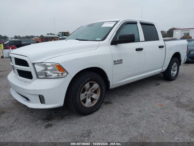 1C6RR6KG6JS336758 RAM 1500 Express  4x2 5'7 Box