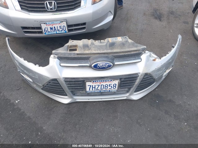 1FADP3K22EL414115 Ford FOCUS SE