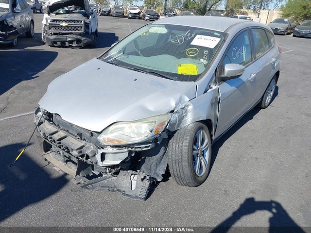 1FADP3K22EL414115 Ford FOCUS SE