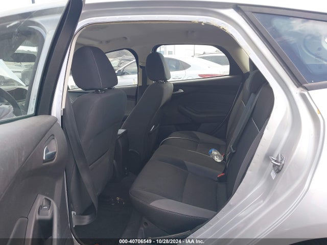 1FADP3K22EL414115 Ford FOCUS SE