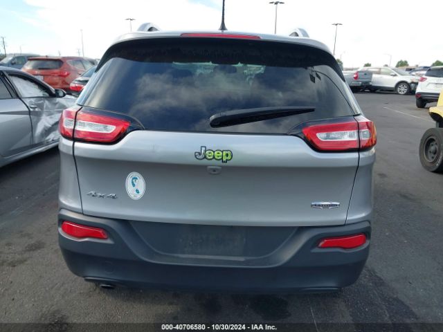1C4PJMCB7FW779211 Jeep Cherokee Latitude