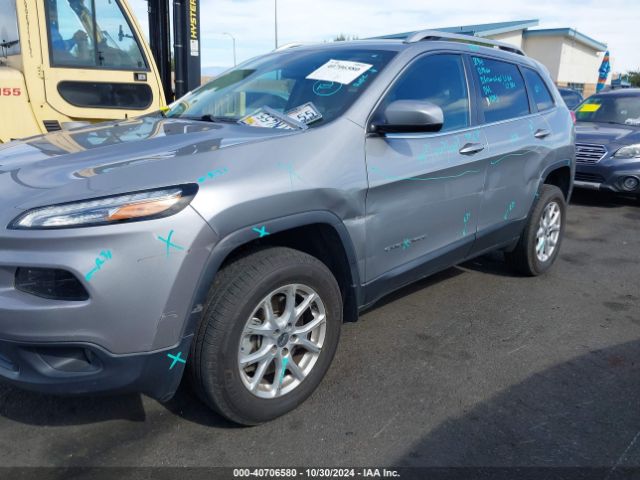 1C4PJMCB7FW779211 Jeep Cherokee Latitude