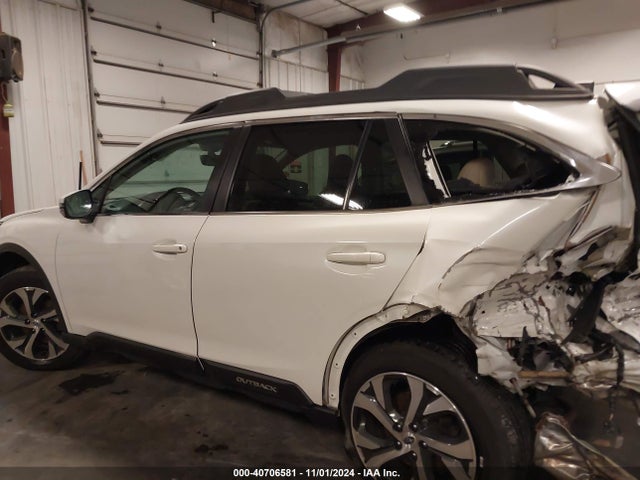 4S4BTANC3L3152829 Subaru Outback Limited