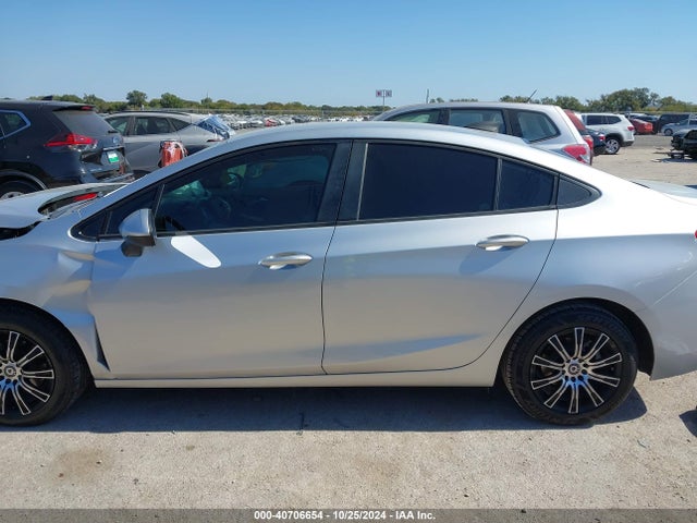 Chevrolet Cruze Ls Auto 2018 1G1BC5SM1J7188106 Image 14