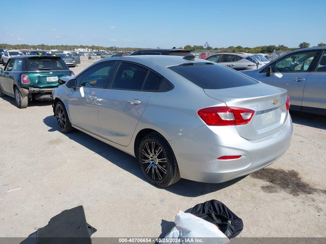 Chevrolet Cruze Ls Auto 2018 1G1BC5SM1J7188106 Image 3
