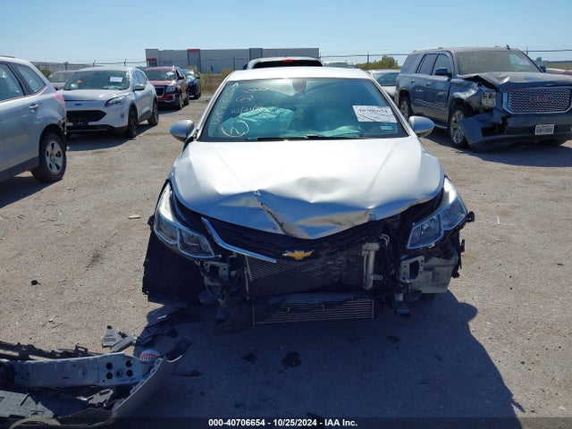 Chevrolet Cruze Ls Auto 2018 1G1BC5SM1J7188106 Image 6