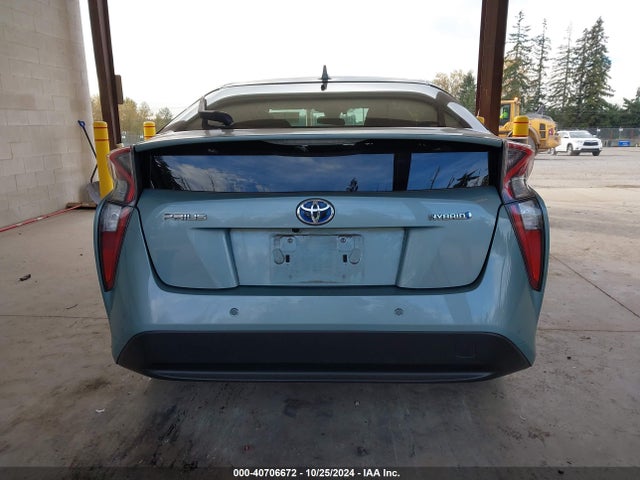 Toyota Prius Three 2017 JTDKARFU6H3050013 Image 16