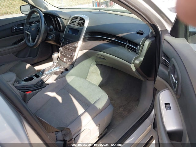 Chevrolet MALIBU LS 2015 1G11B5SL1FF228784 Image 5