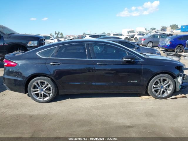 3FA6P0RU8KR181028 Ford Fusion Hybrid Titanium
