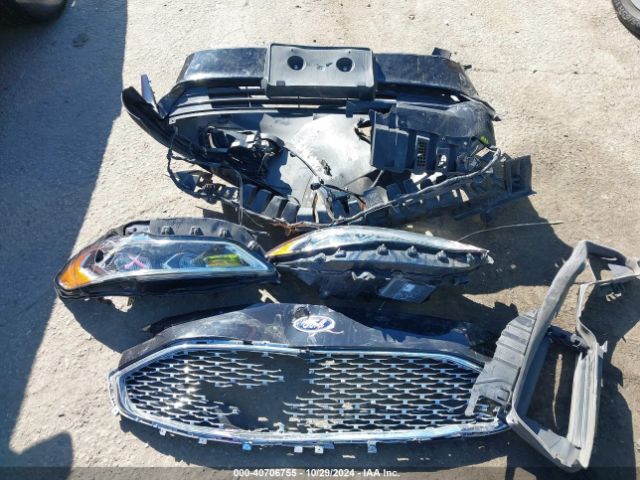 3FA6P0RU8KR181028 Ford Fusion Hybrid Titanium