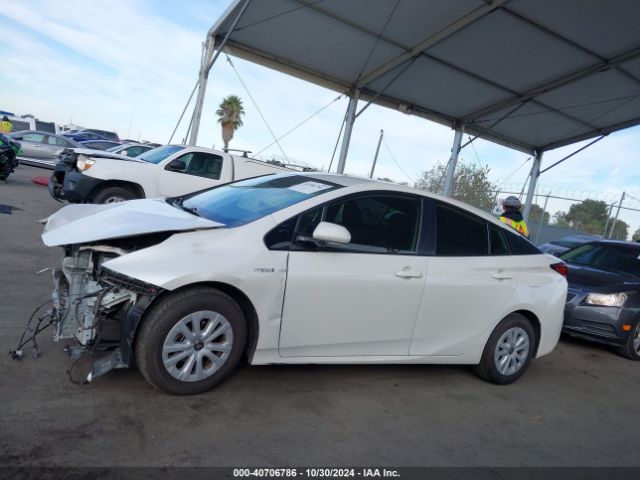 JTDKARFU0K3077134 Toyota Prius Le