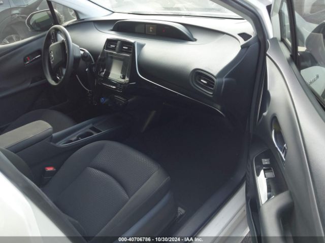 JTDKARFU0K3077134 Toyota Prius Le