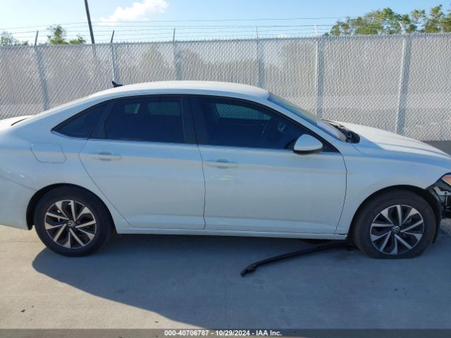3VWCM7BU8NM015423 Volkswagen Jetta 1.5t S