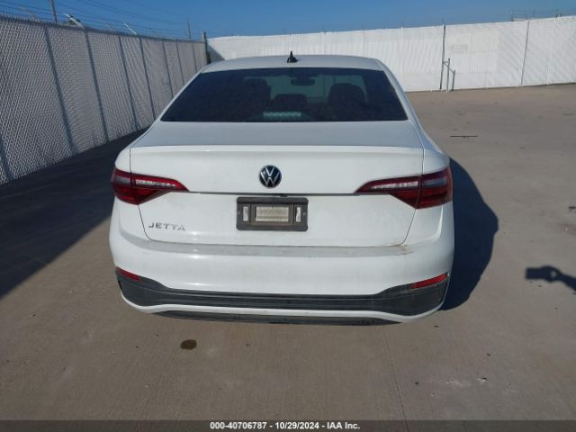 3VWCM7BU8NM015423 Volkswagen Jetta 1.5t S