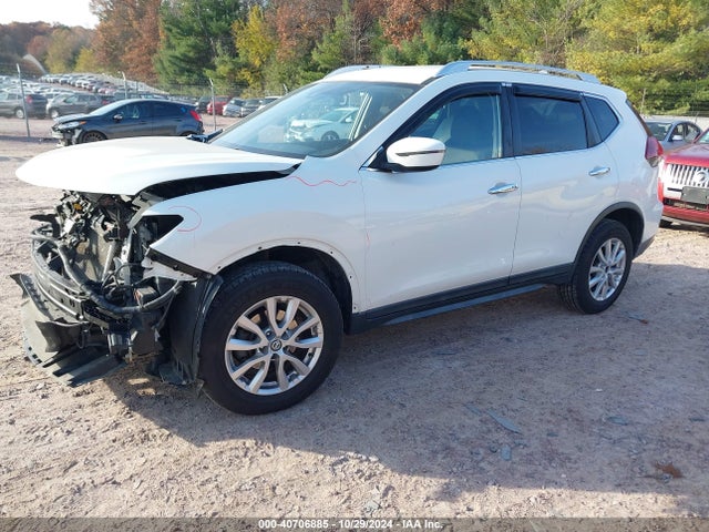 Nissan ROGUE SV 2019 KNMAT2MV1KP517279 Image 2
