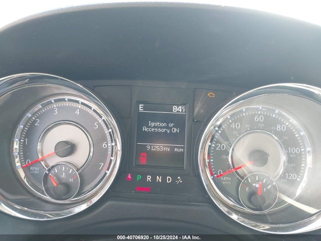 2C4RC1GG3ER372467 Chrysler Town & Country Limited