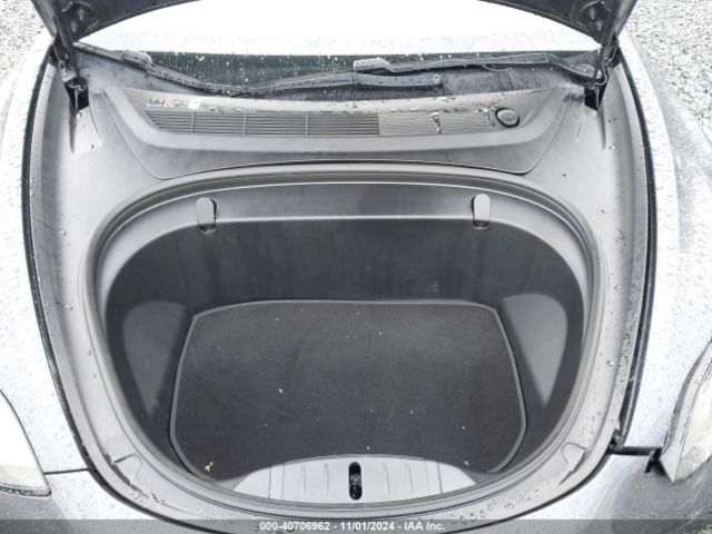 5YJ3E1EA9JF033958 Tesla Model 3 Long Range/mid Range
