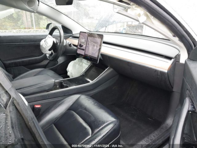 5YJ3E1EA9JF033958 Tesla Model 3 Long Range/mid Range