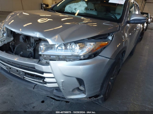 5TDBZRFH2KS717533 Toyota Highlander Le/le Plus
