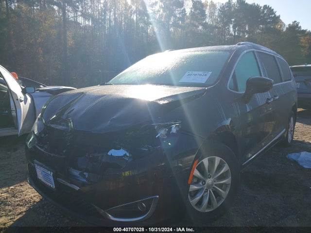Chrysler Pacifica Touring L 2019 2C4RC1BG2KR508638 Image 2