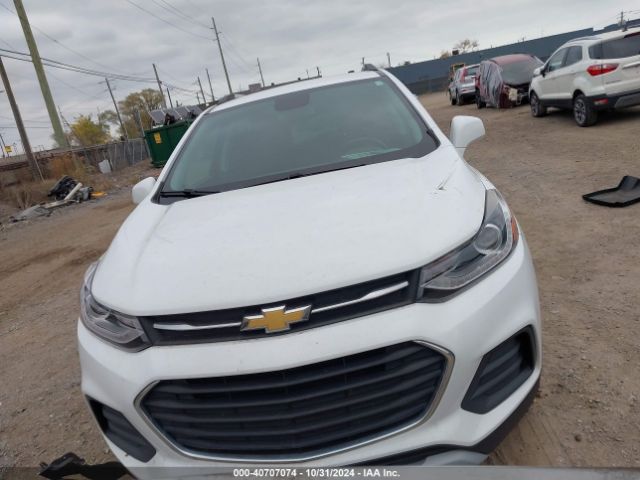 KL7CJPSBXJB596593 Chevrolet Trax Lt