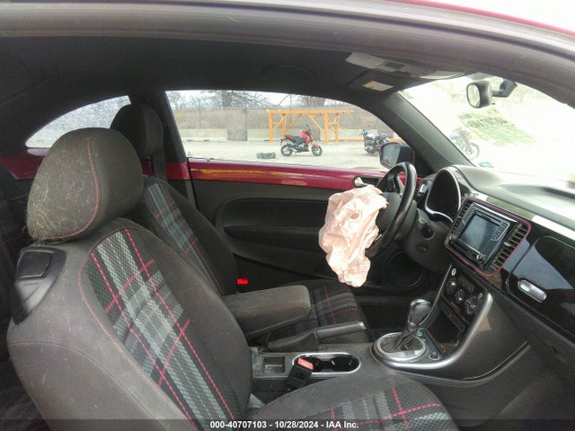 Volkswagen Beetle 2017 3VWF17AT1HM602419 Image 5