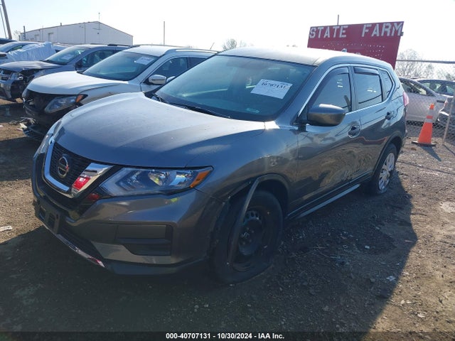 Nissan ROGUE S 2018 5N1AT2MV8JC724916 Image 2