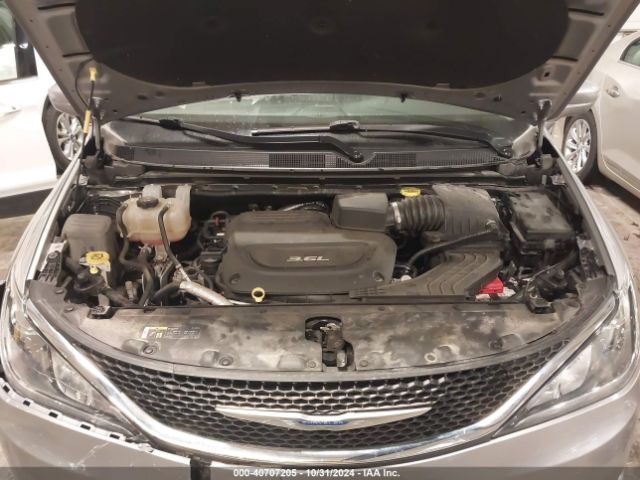 2C4RC1FG5JR113328 Chrysler Pacifica Touring Plus