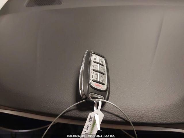 2C4RC1FG5JR113328 Chrysler Pacifica Touring Plus