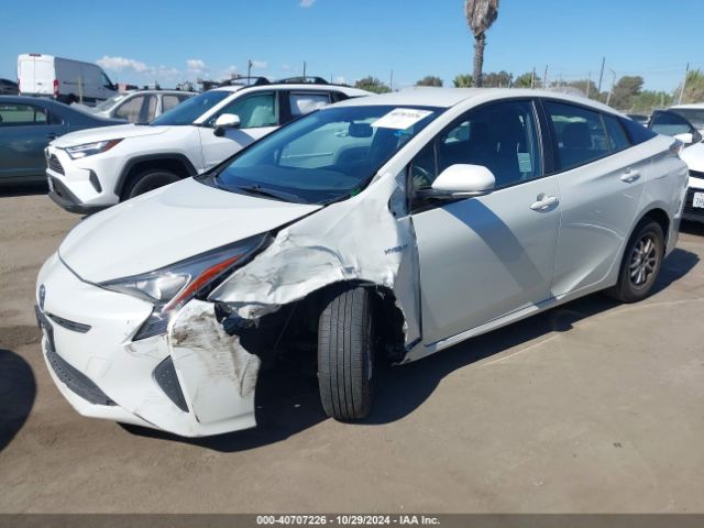JTDKARFU0G3521071 Toyota Prius Four