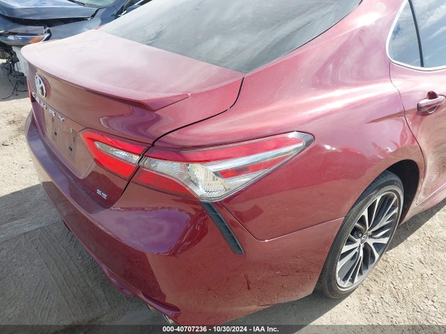 Toyota CAMRY SE 2018 4T1B11HK5JU521612 Image 4