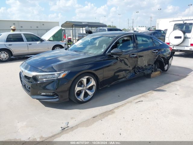 1HGCV2F90JA008855 Honda Accord Touring 2.0t