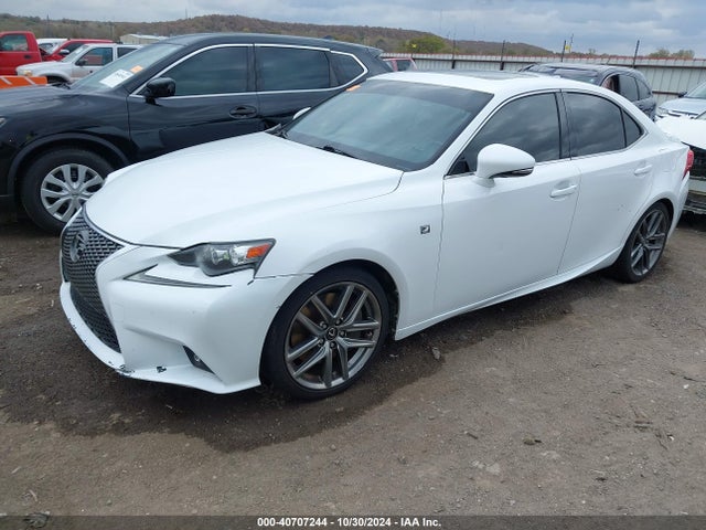 Lexus IS 350 2015 JTHCE1D26F5009196 Image 2