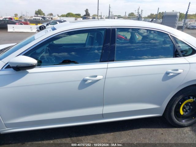 1VWSA7A32MC001207 Volkswagen Passat 2.0t Se