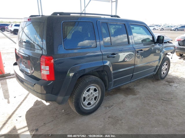 1C4NJPBA1GD575583 Jeep Patriot Sport