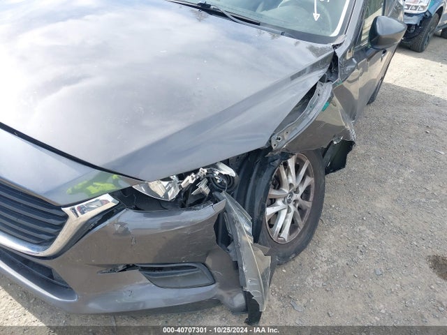 3MZBN1U70JM170961 Mazda Mazda3 Sport