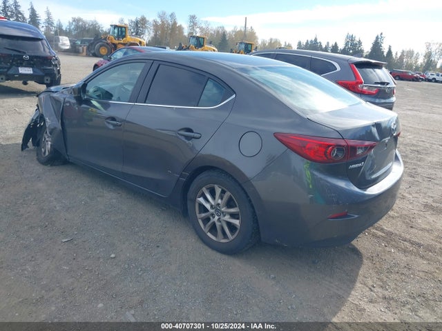 3MZBN1U70JM170961 Mazda Mazda3 Sport