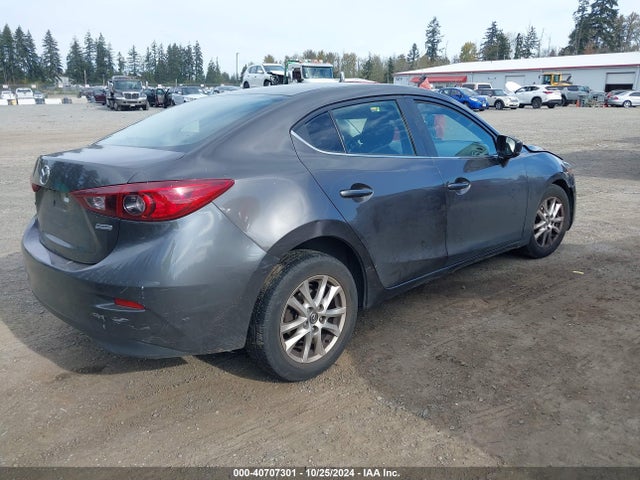 3MZBN1U70JM170961 Mazda Mazda3 Sport