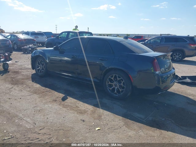 2C3CCAGGXHH560343 Chrysler 300 300s Awd