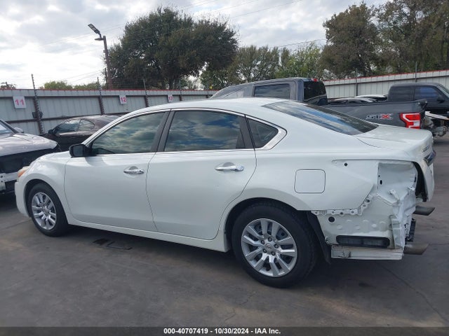 Nissan Altima 2.5 S 2015 1N4AL3AP2FN367279 Image 15