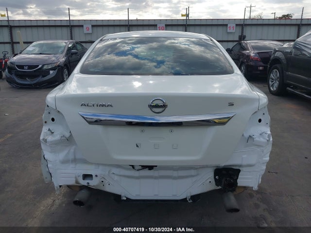 Nissan Altima 2.5 S 2015 1N4AL3AP2FN367279 Image 17