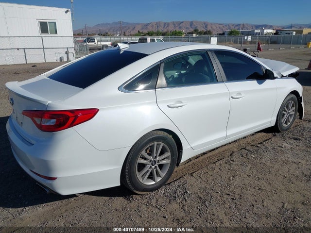 Hyundai SONATA SE 2015 5NPE24AF6FH123291 Image 4