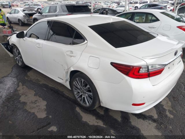 JTHBW1GG4H2139451 Lexus ES 300H