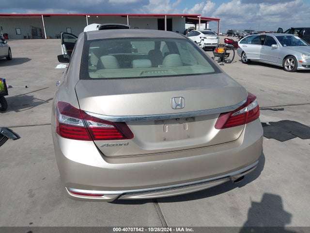 Honda ACCORD LX 2017 1HGCR2F31HA162310 Image 16
