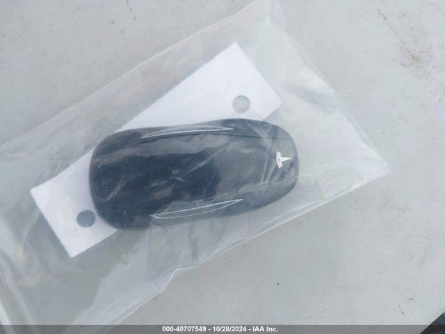 2013 TESLA MODEL S 5YJSA1AC3DFP10537 Photo 10