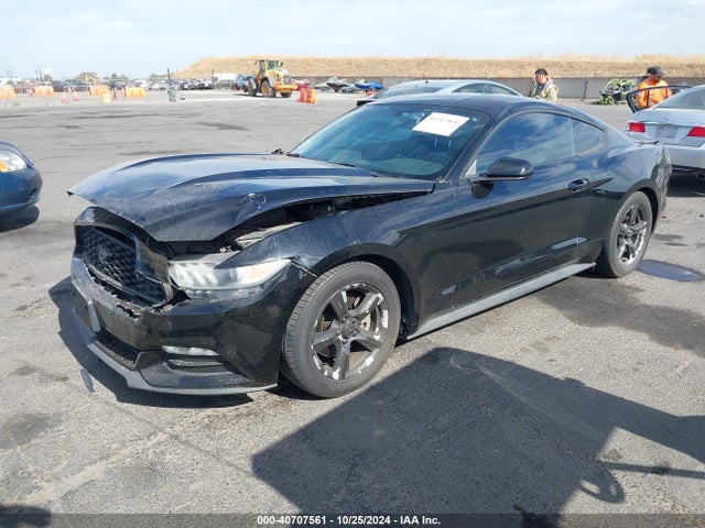 Ford Mustang V6 2015 1FA6P8AM8F5371205 Image 2