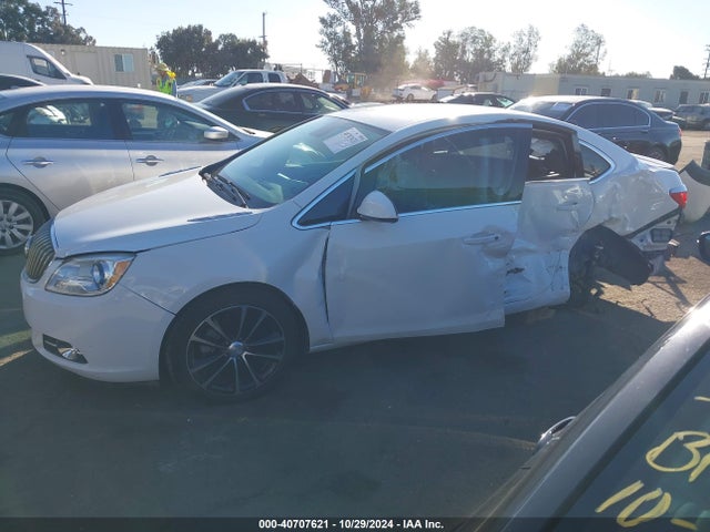 1G4PR5SK4H4107164 Buick Verano Sport Touring