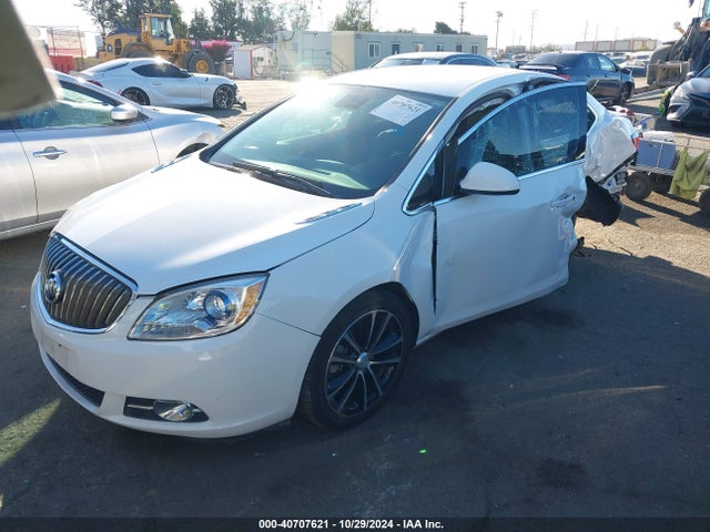 1G4PR5SK4H4107164 Buick Verano Sport Touring