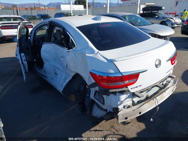 1G4PR5SK4H4107164 Buick Verano Sport Touring
